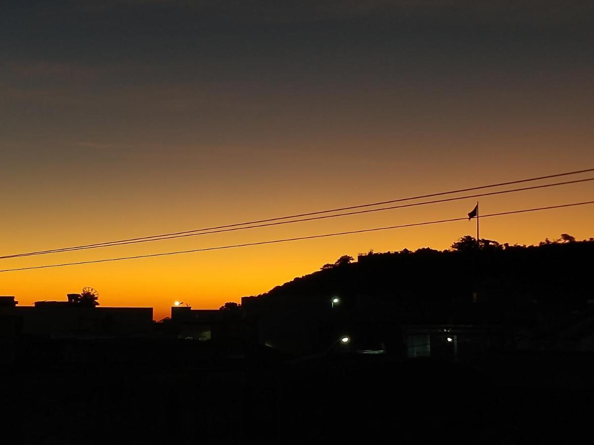 Apartamento Aconchegante No Centro De Cabo Frio Eksteriør billede